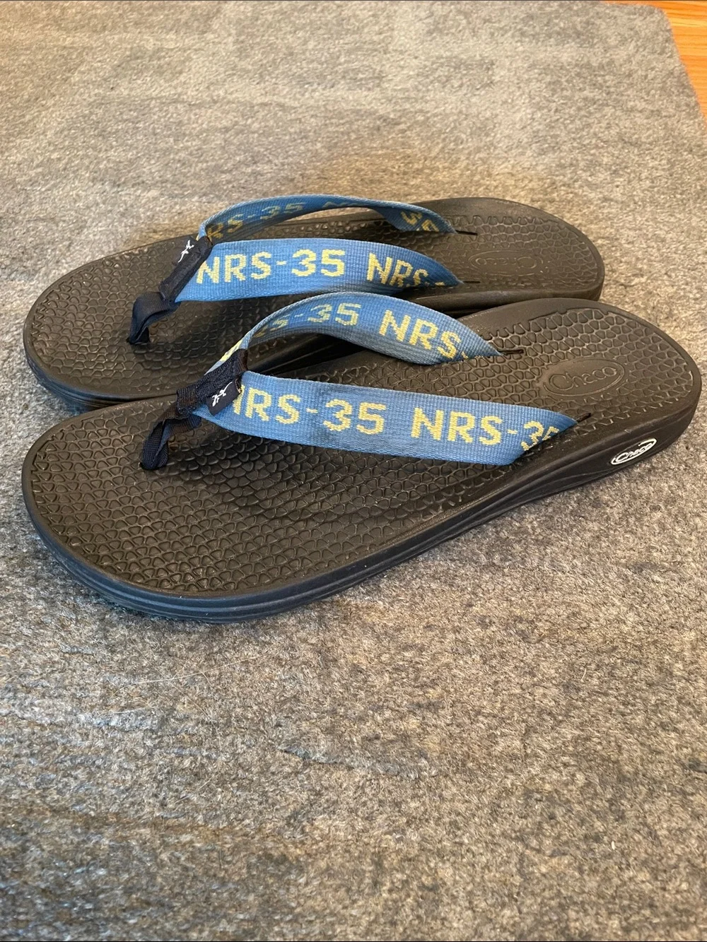 Chaco “NRS” strap Flip sz 10